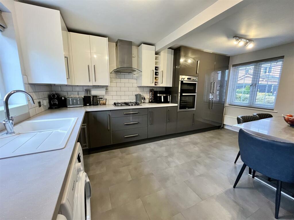 Open Plan Dining Kitchen