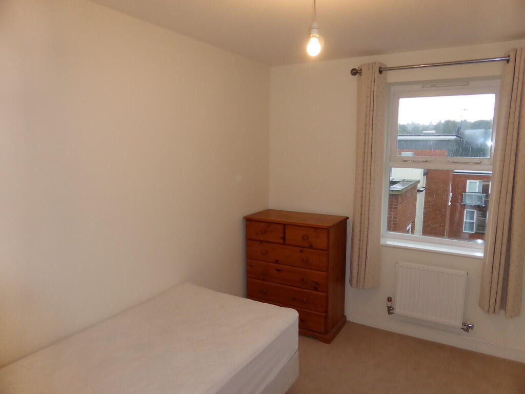2nd Bedroom