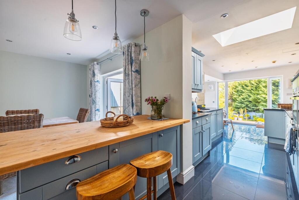 14 Beacons Lane-19.jpg