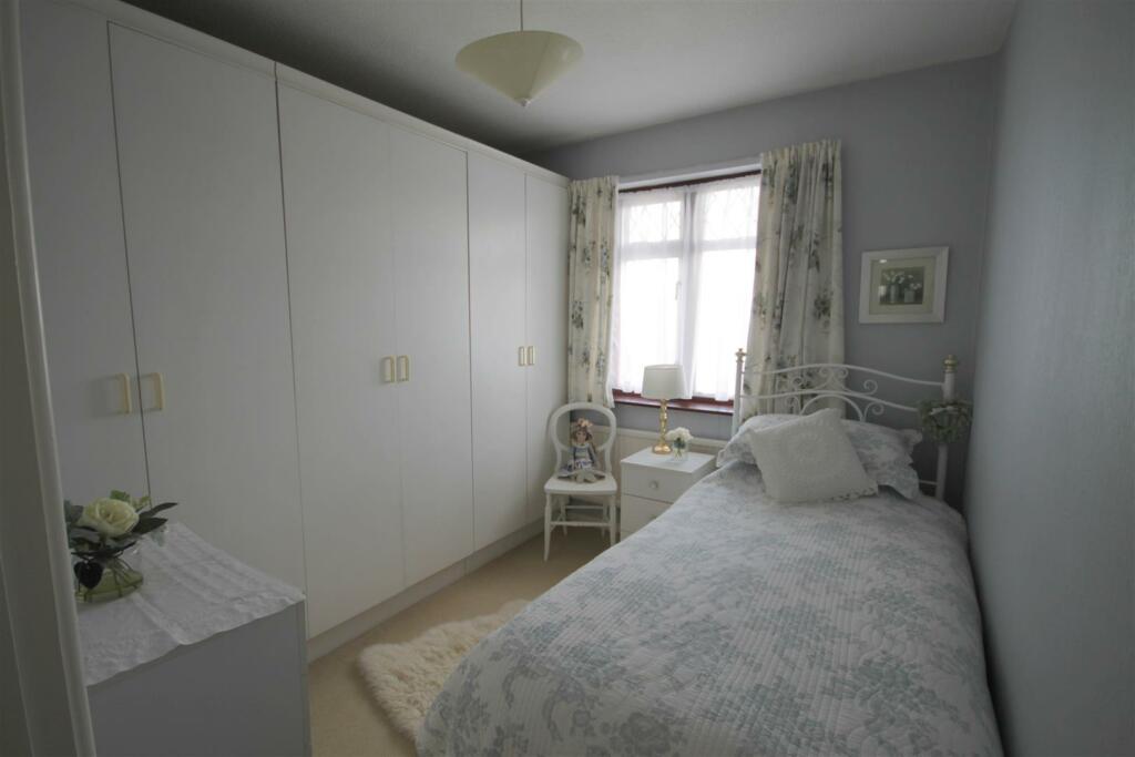 SD Bedroom 3.JPG