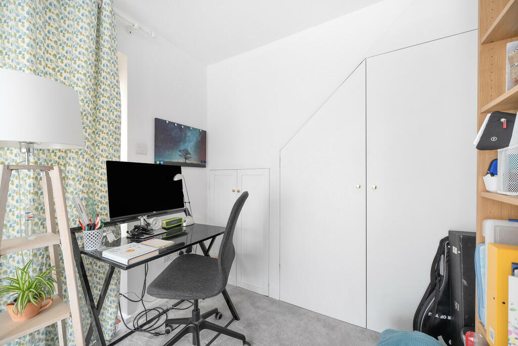 Studio 2