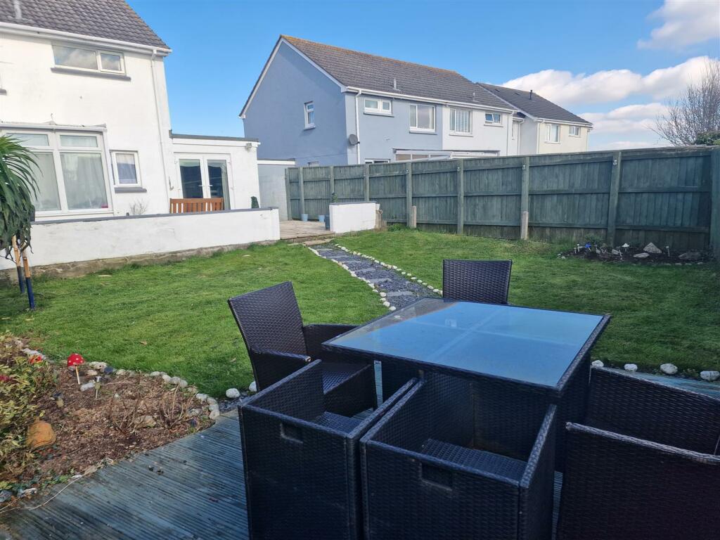 Bottom Deck and Gdn.jpg
