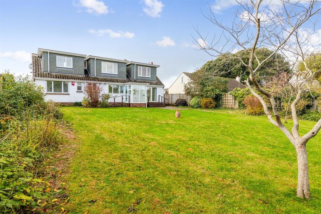 A07 - Red Tor, Seaway Lane Torquay - 251113.jpg