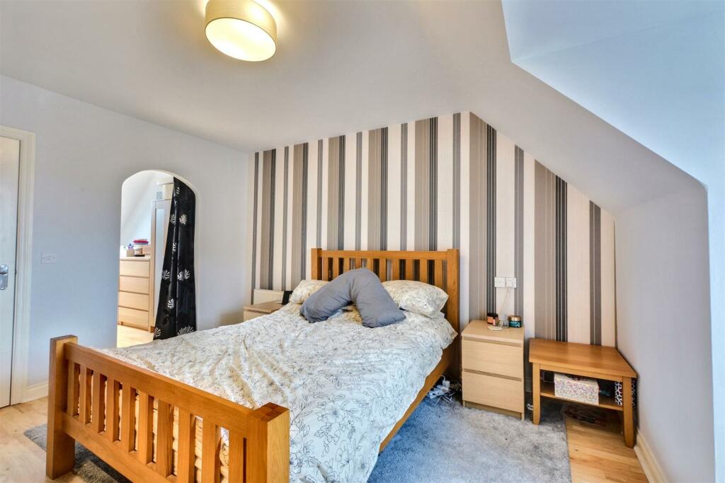 Bedroom 3_4.jpeg