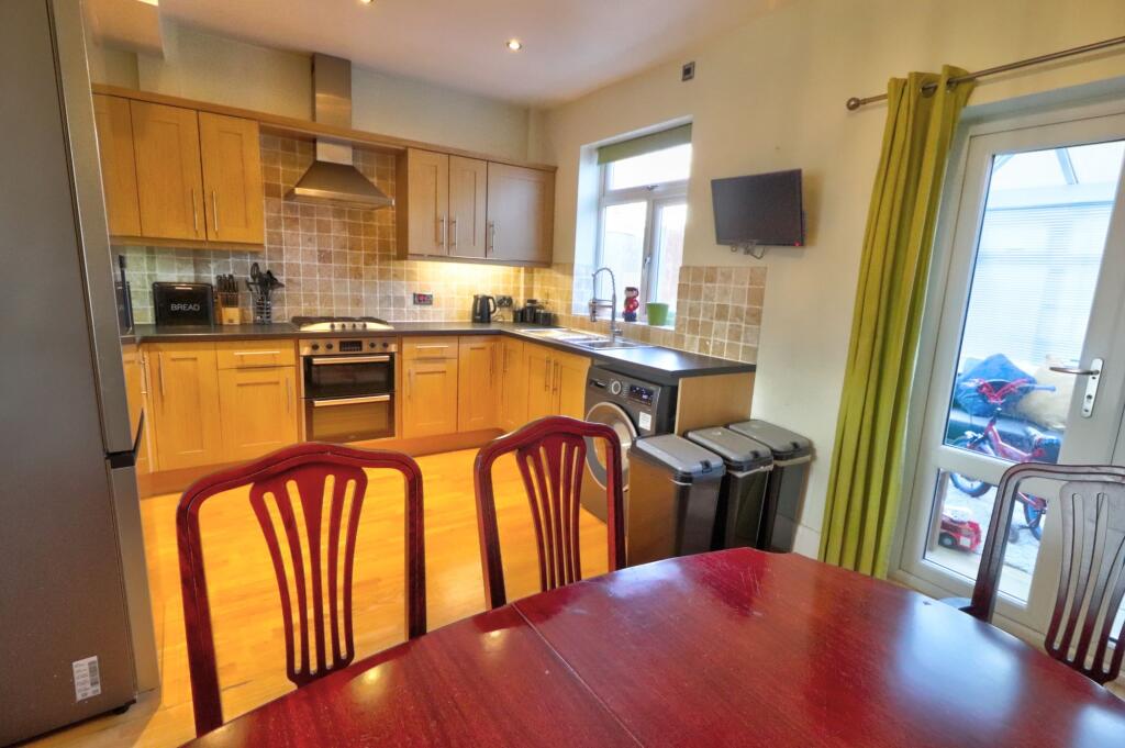 Kitchen Diner