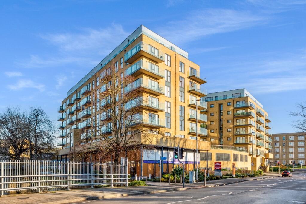Langley Square, Dart