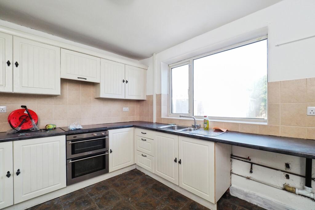 Fitted Kitchen
