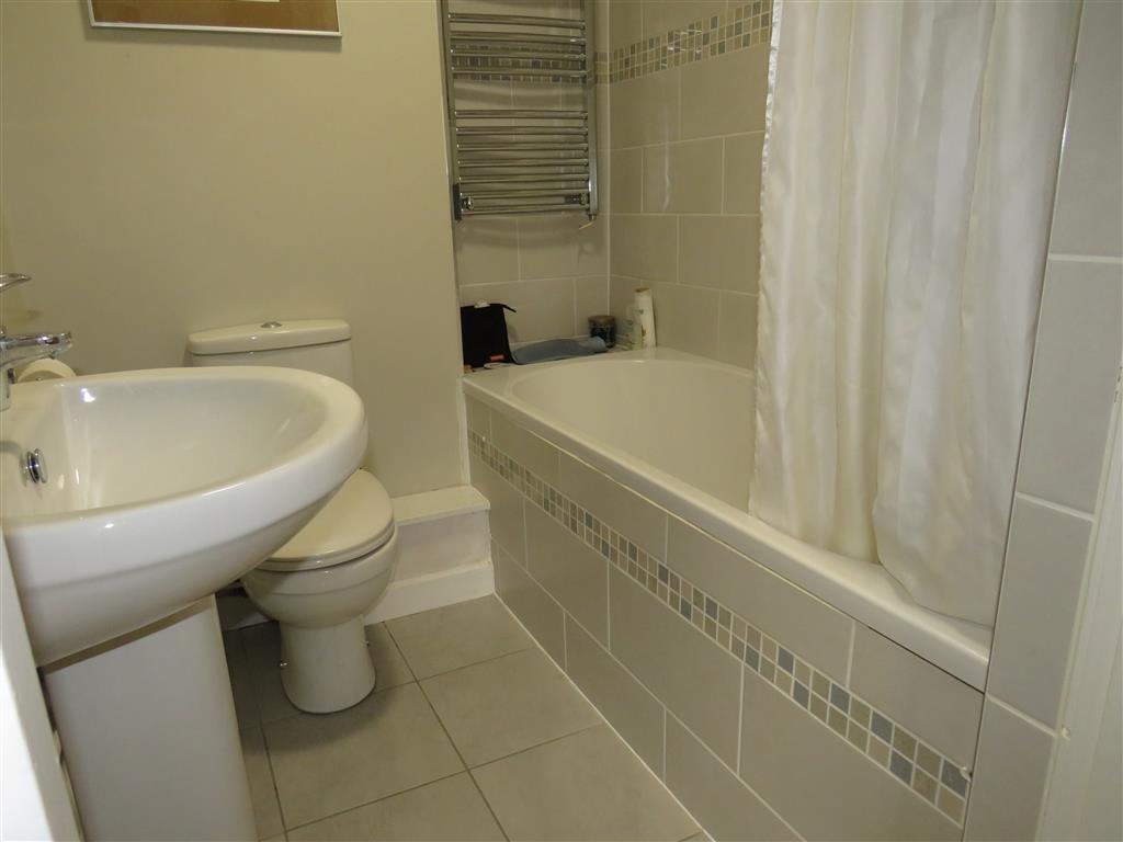 En-suite Bathroom