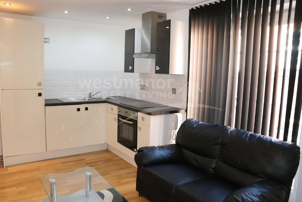 FLAT 7
