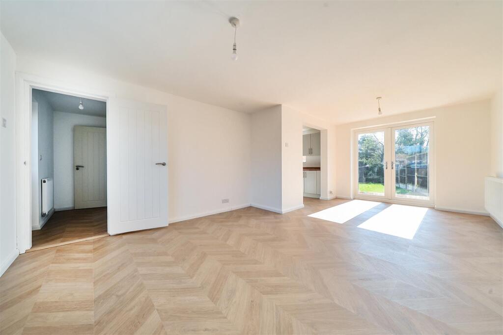 13 Hawthorne Avenue, Netherseal