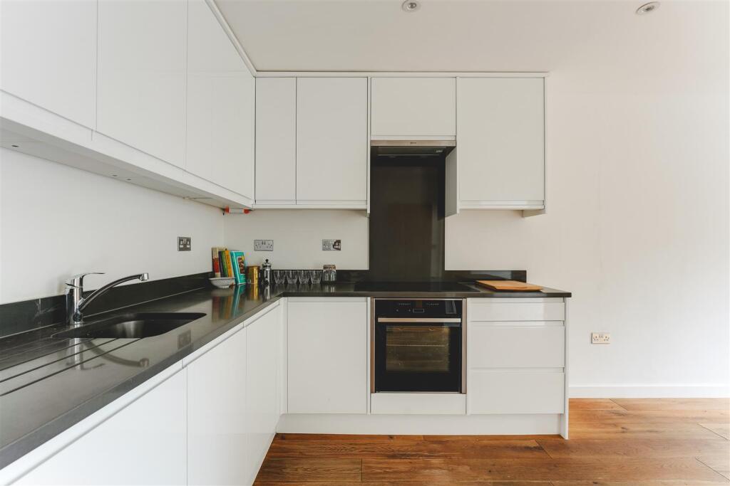 Wilton Way-10.jpg