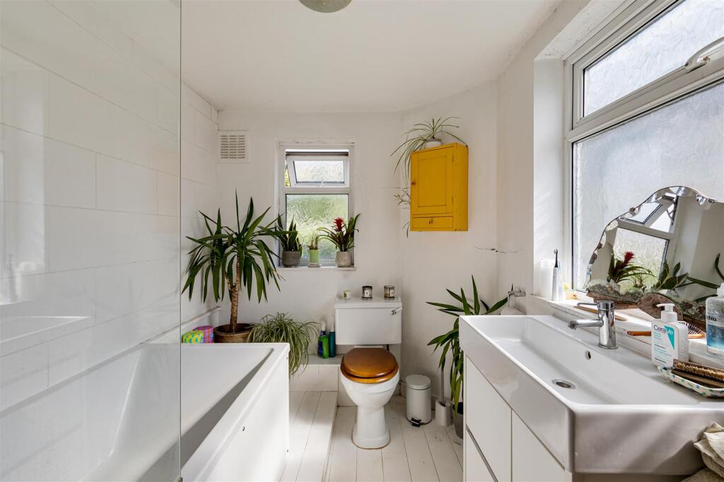 Jessie Cottages, Low Hall Lane, E17