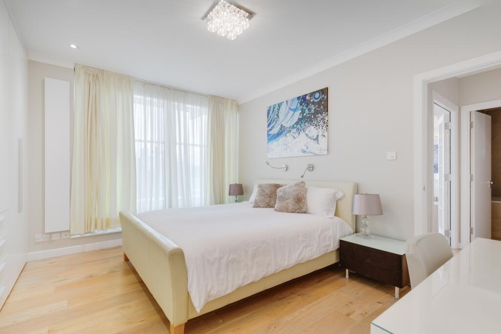 Bedroom One (3)
