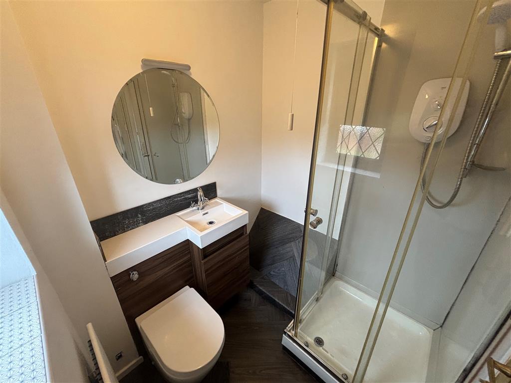 En-suite Bathroom