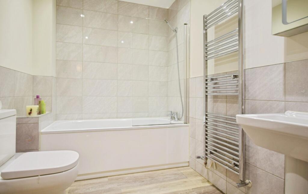 Dormer bath use
