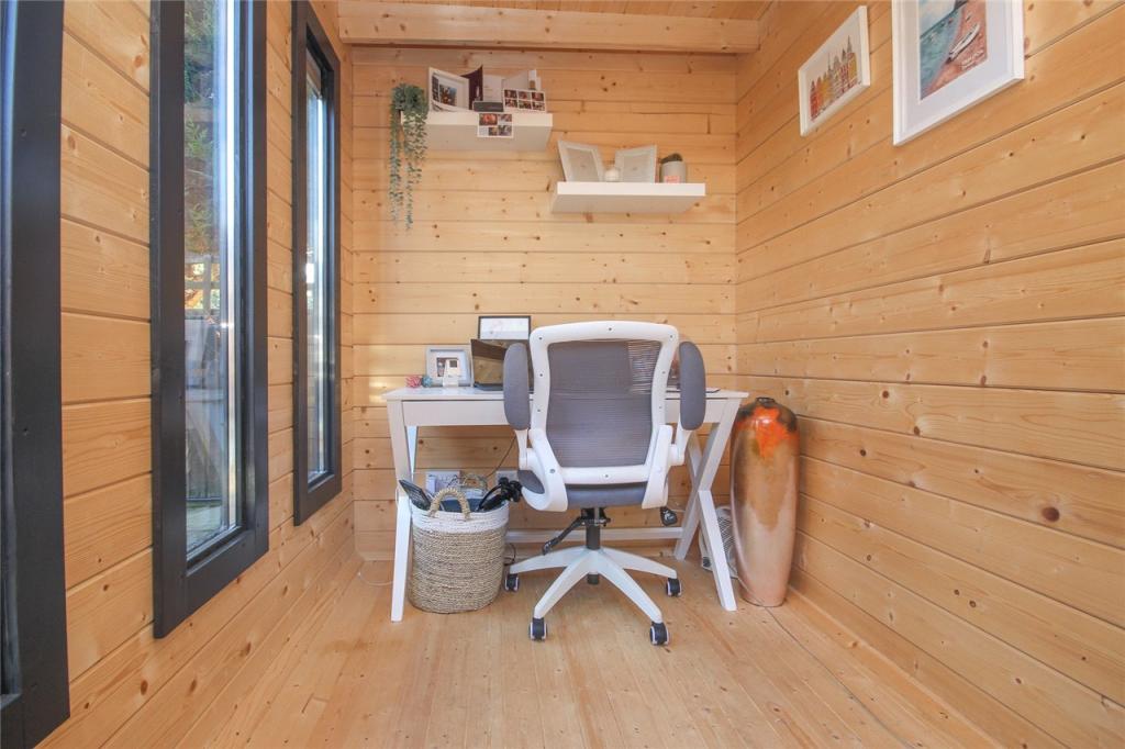 Garden Home Office