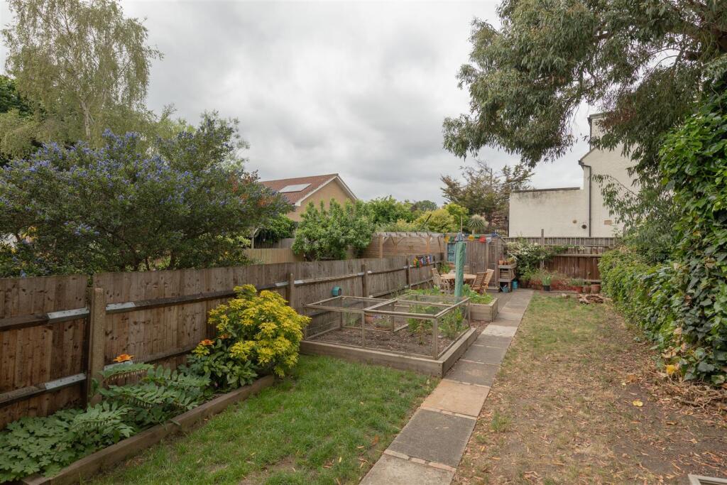 Brettenham Road E17