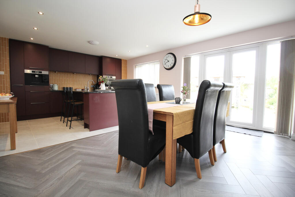 Open PLan Kitchen/Diner