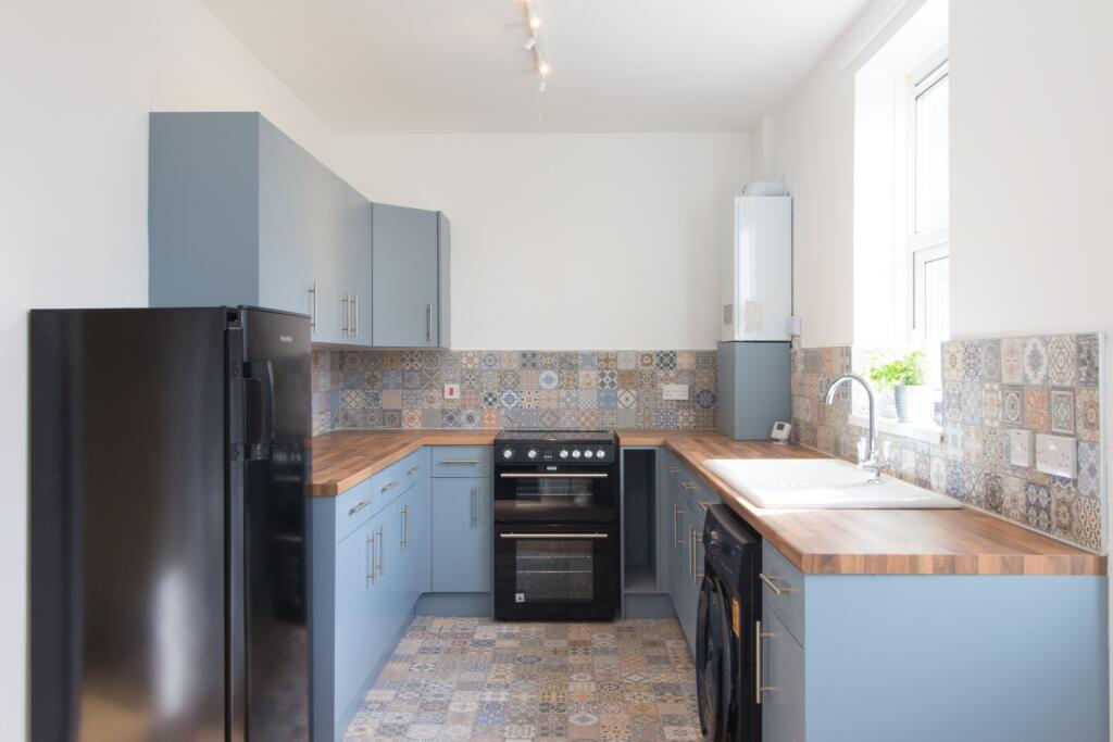 Brackenhall Road Adam Hendry EweMove Kitchen