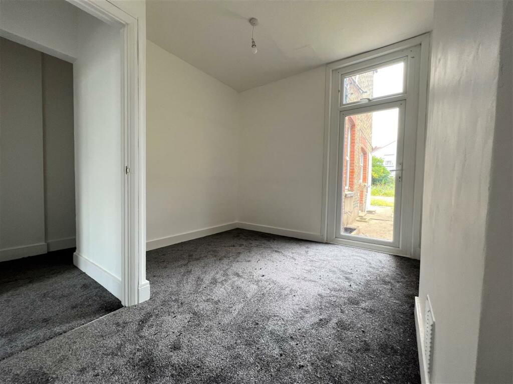 Bedroom.jpg