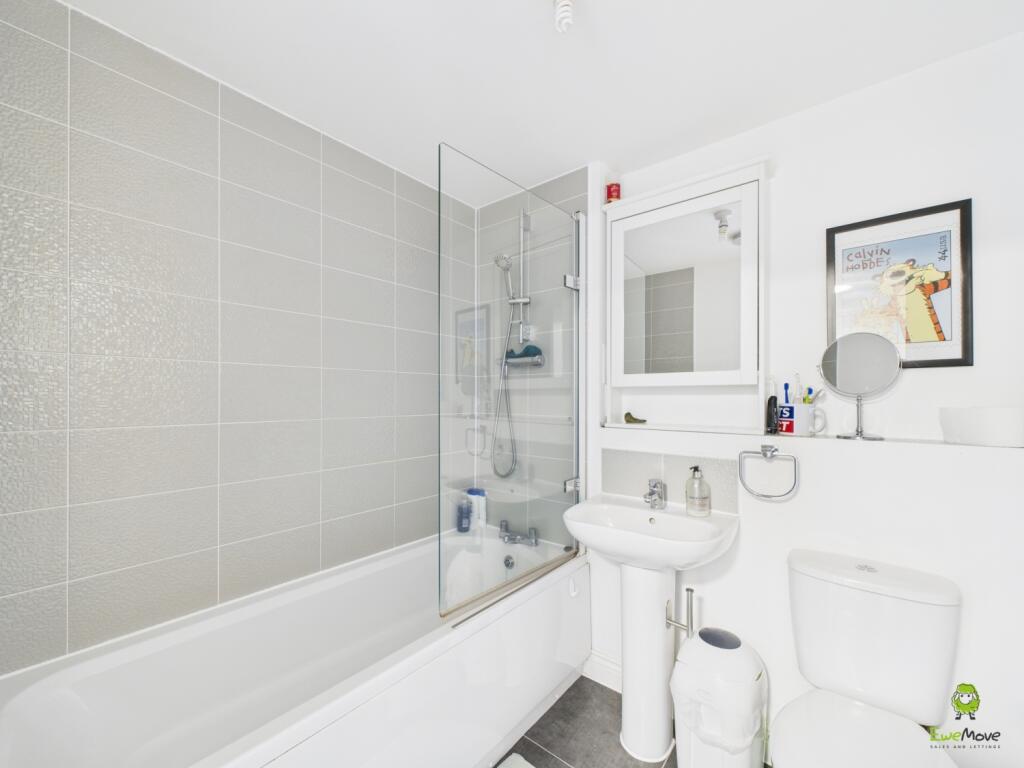 Presented by Nicoleta at EweMove Bexleyheath and D