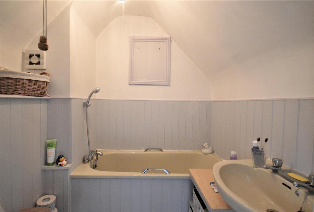 Master Bedroom Ensuite