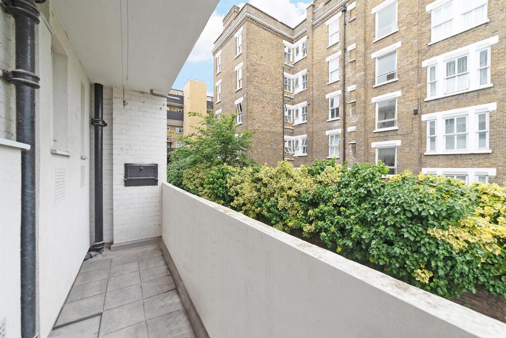 _1021676-Edit copy.jpg