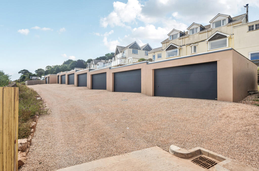 1320094-18-686e64...