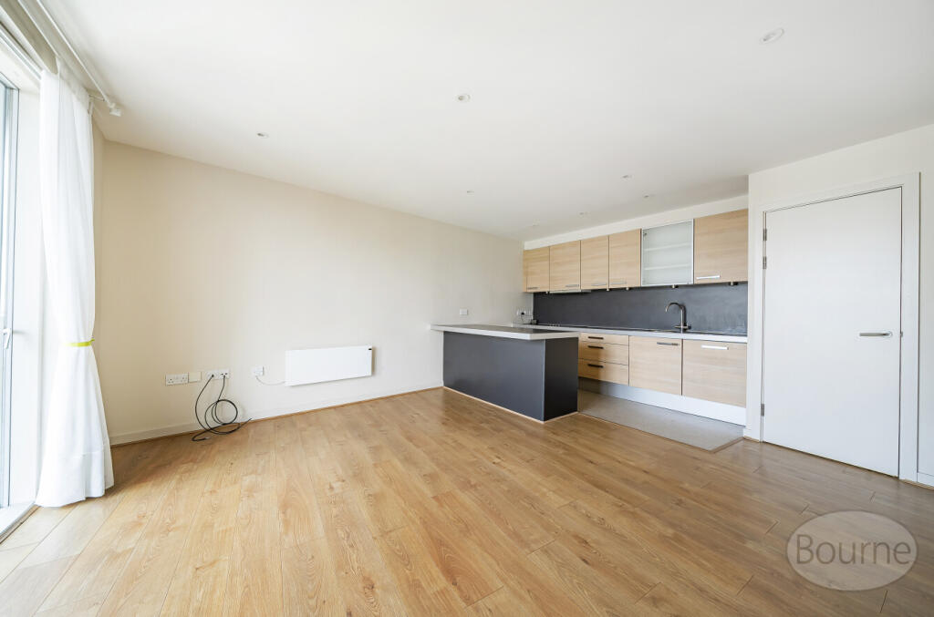 83c59371-a16b-4b5...