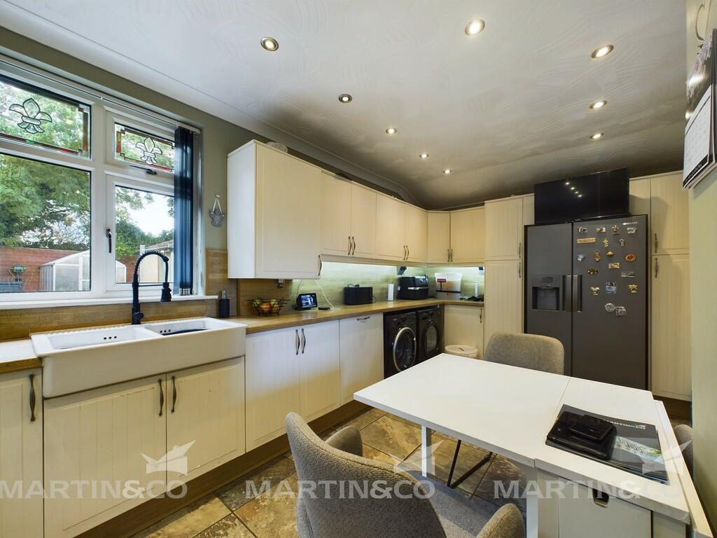 CAM02406G0-PR0334...