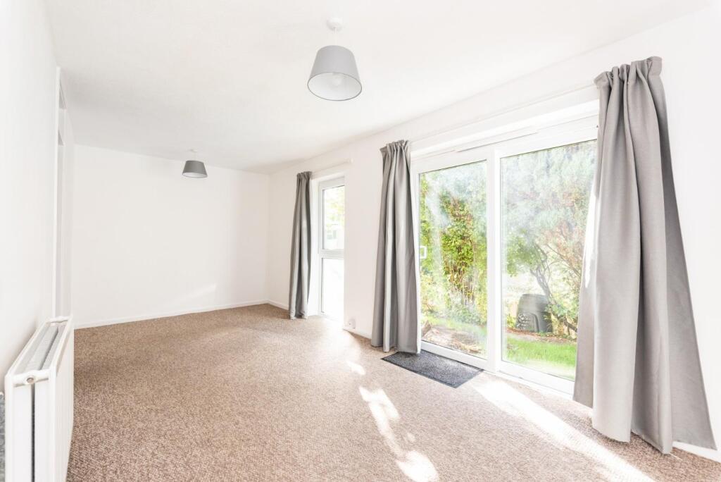 77 Uphill Drive, Bath  BA1 6PB-6.jpg
