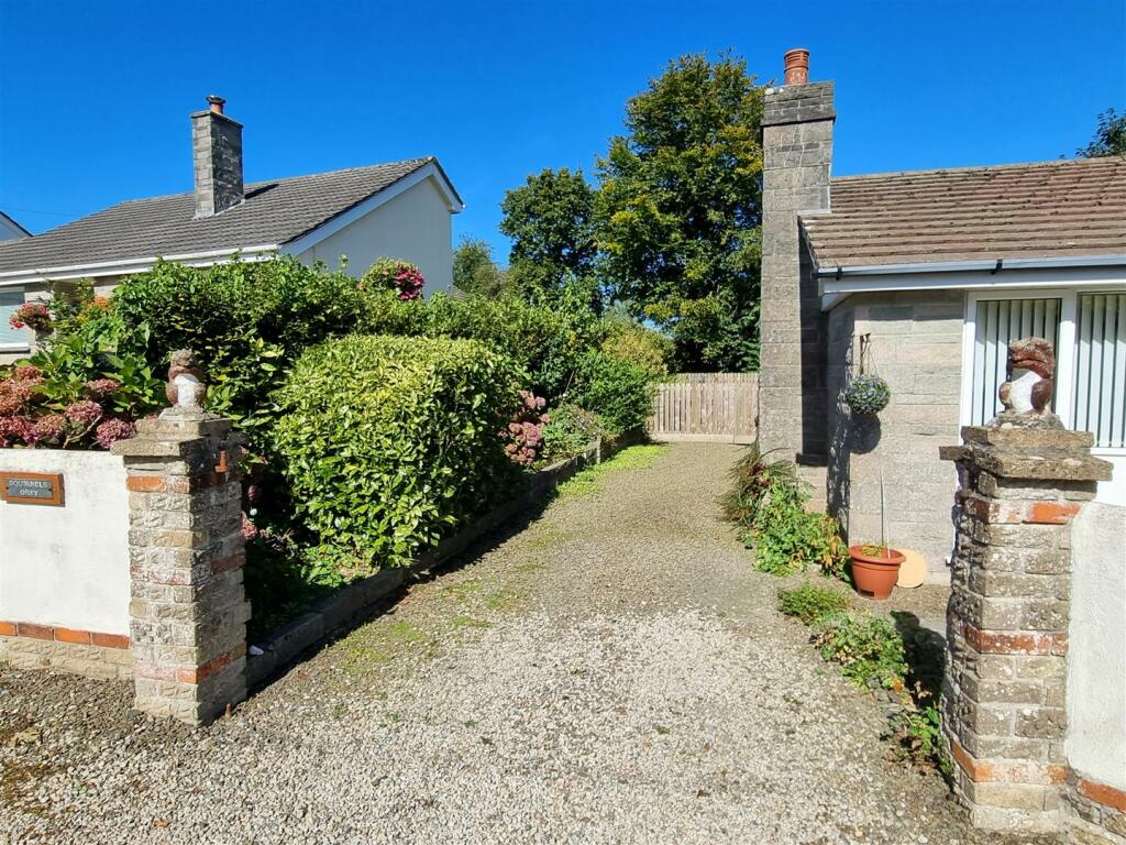 Driveway.jpg