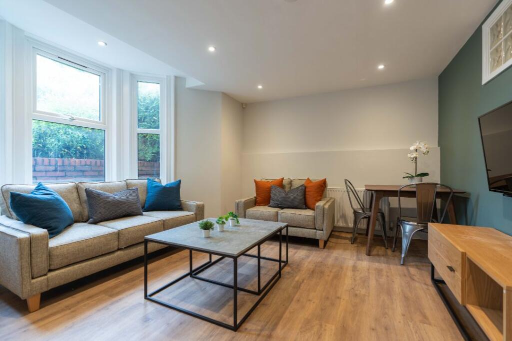 LHF2 - Living Area/ Kitchen