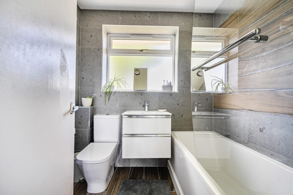 16-681b5e670cd07-...