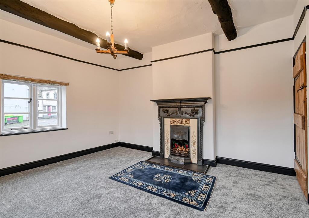 42 Riverside -10.jpg