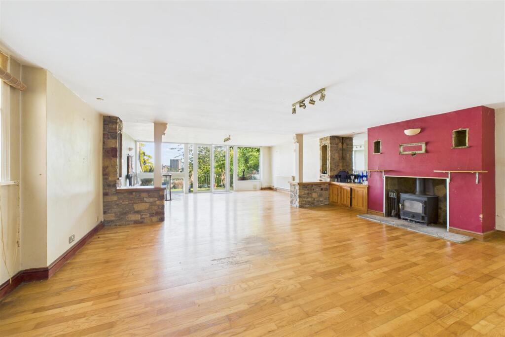 Garden Maisonette, 17 Somerset Street, Kingsdown, 