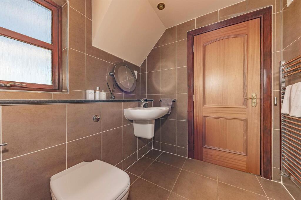 WhatsApp Image 2025-02-26 at 10.01.49.jpg