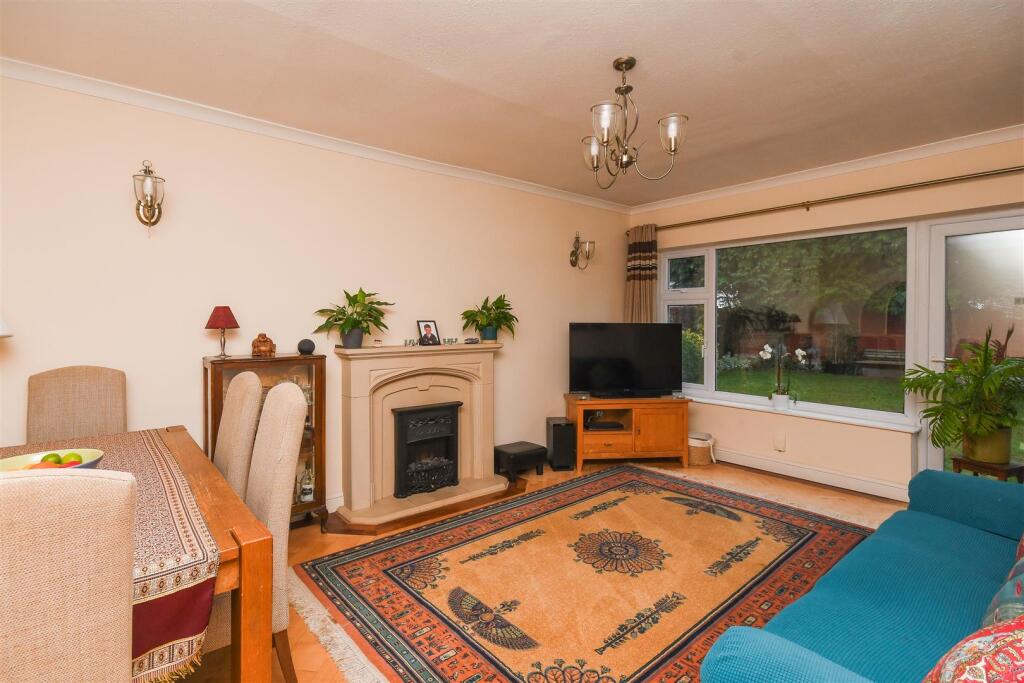 22 Hinckes Road - Living Dining Room.jpg