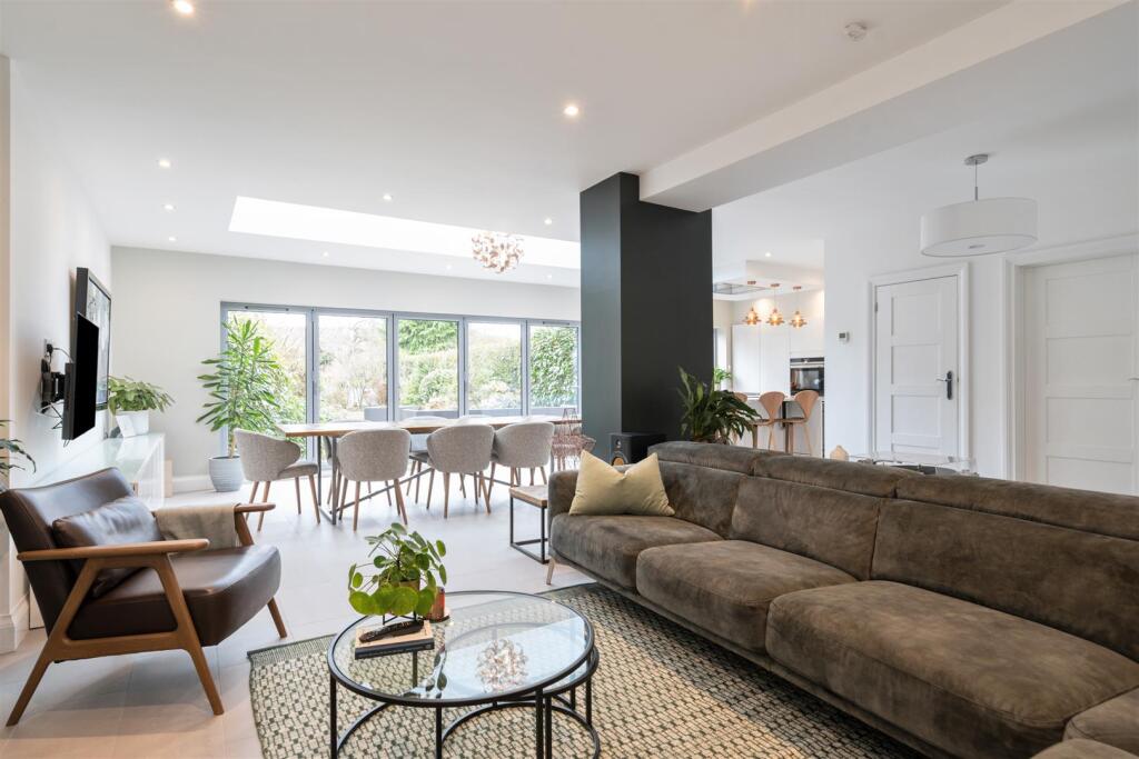 210 St. Bernards Road_26.jpg