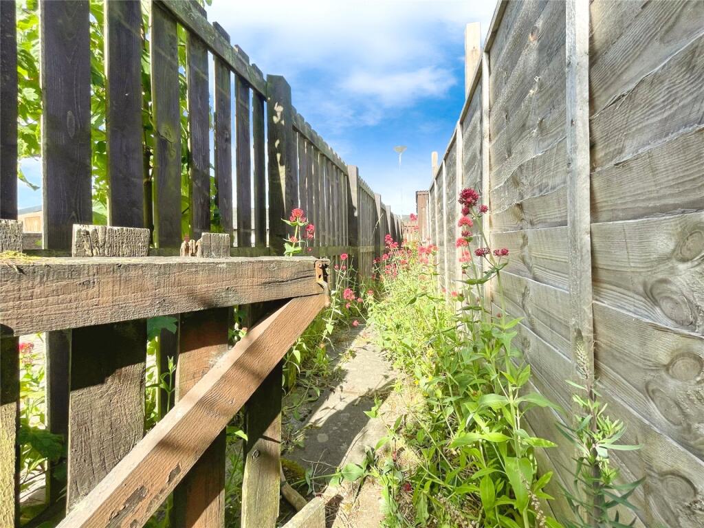 Garden &amp; Location