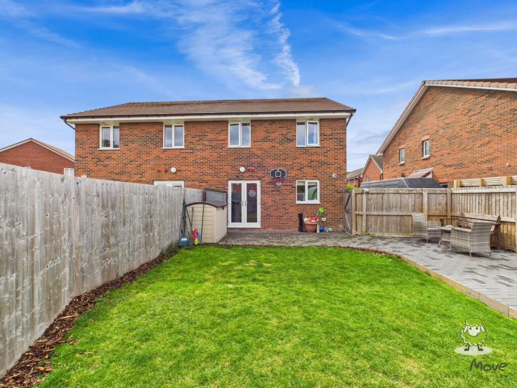 CAM02463G0-PR0080-STILL013