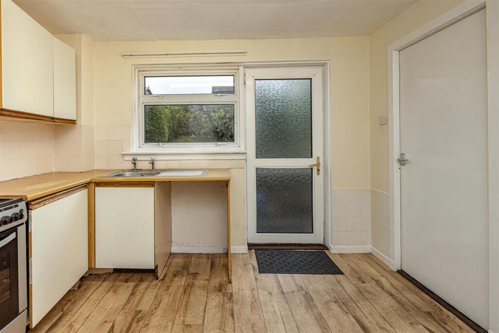 3 Eastfield Road Selkirk 15.JPG