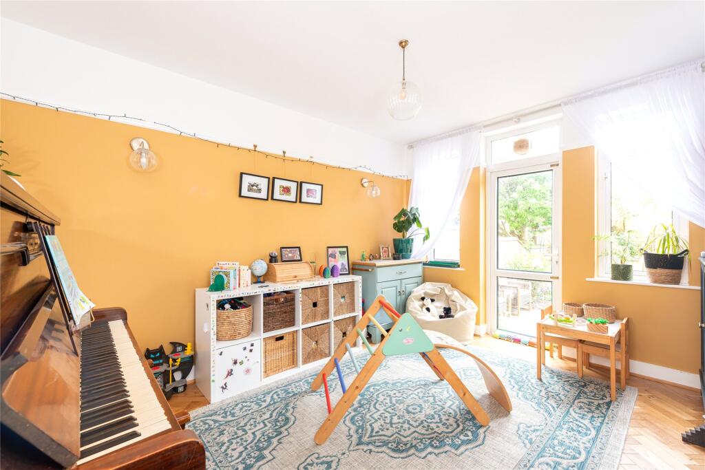 Dining/Family Room