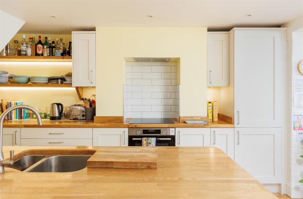 Kitchen 1-6