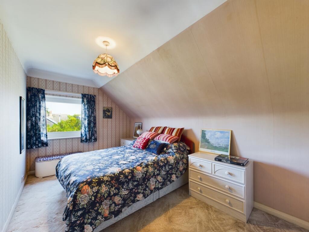 CAM02386G0-PR0074-STILL040 - Copy