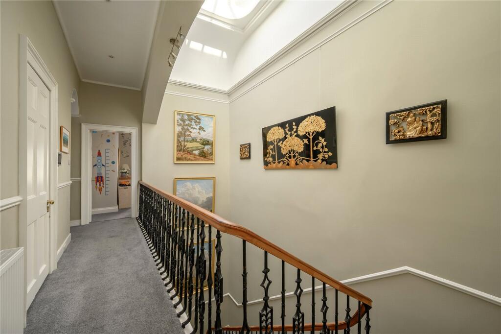 2nd Floor Landing