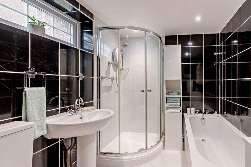 Ensuite Shower