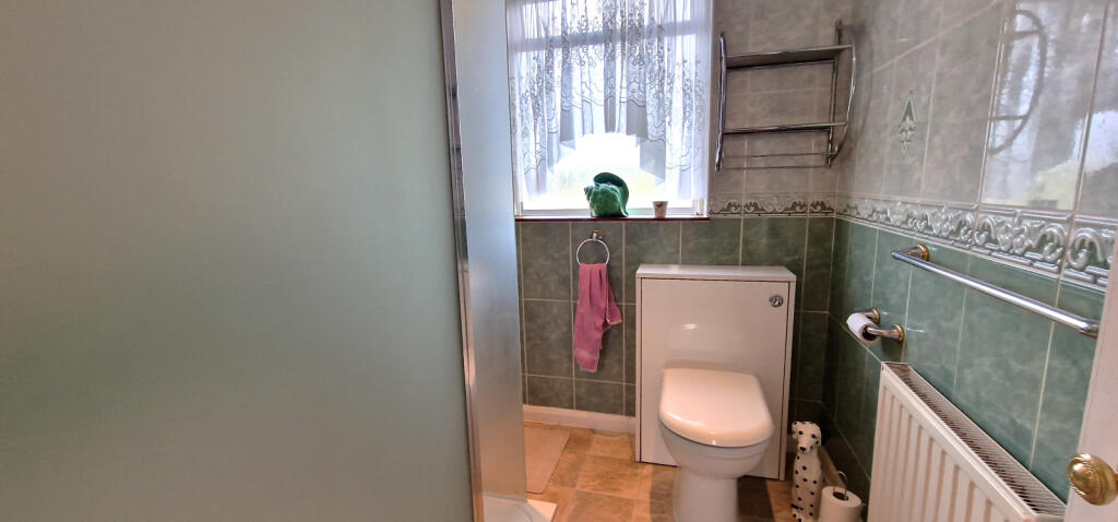 SHOWER ROOM - WC
