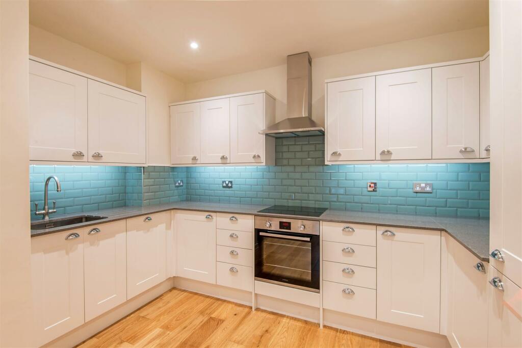 Lanhill Road, London