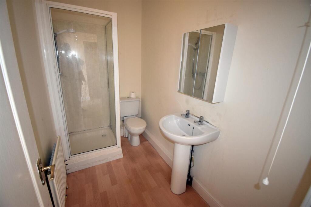 Shower Room / WC